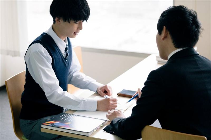 未来を育てる塾講師としてのキャリアを手に入れよう